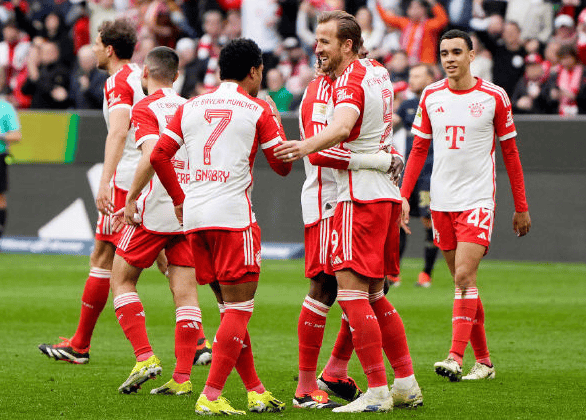 包含关键时刻西甲焦点战；拜仁慕尼黑伤情更新；底气十足；训练强度明显提升的词条