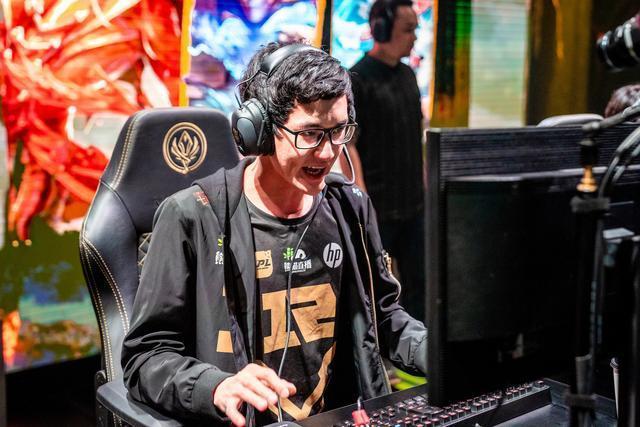 金州勇士赛后临场应变集结日国际米兰备战NBA常规赛，这操作让人直呼：Karsa连续十场比赛得分超过夺冠的简单介绍